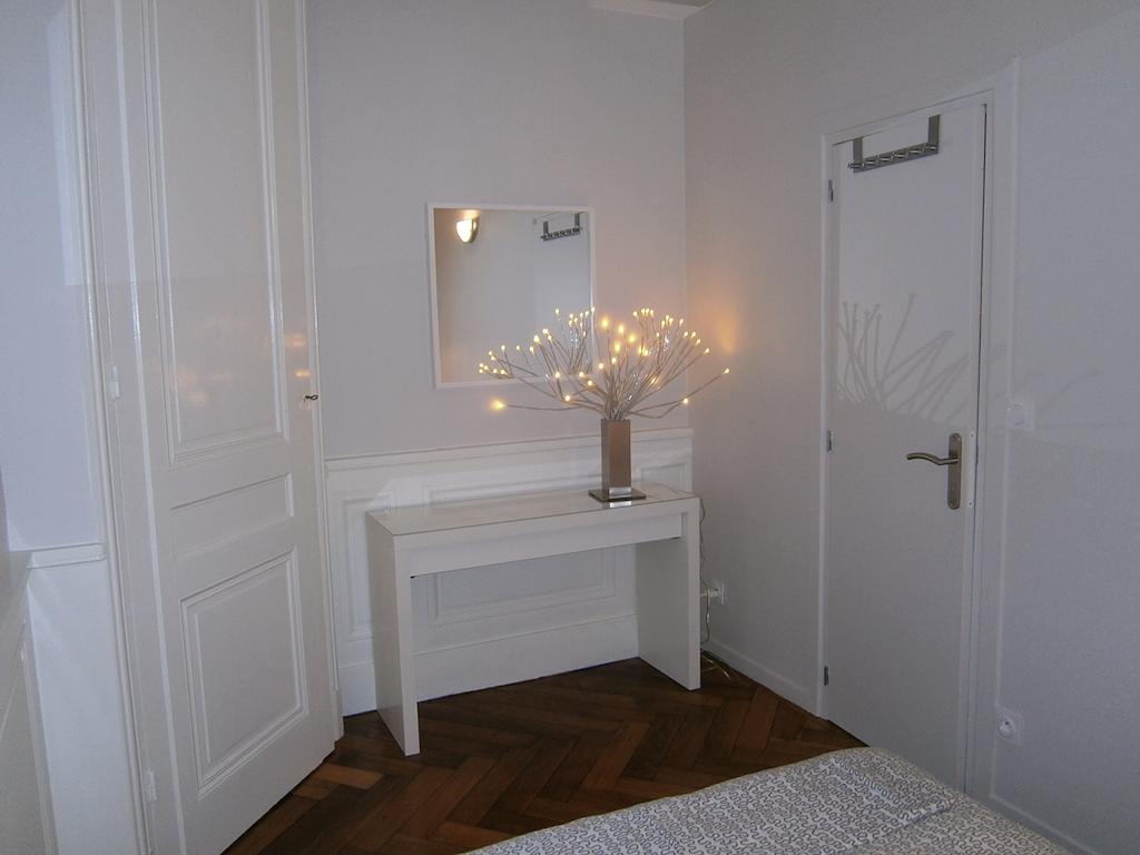Appartements Place Bellecour Лион Стая снимка