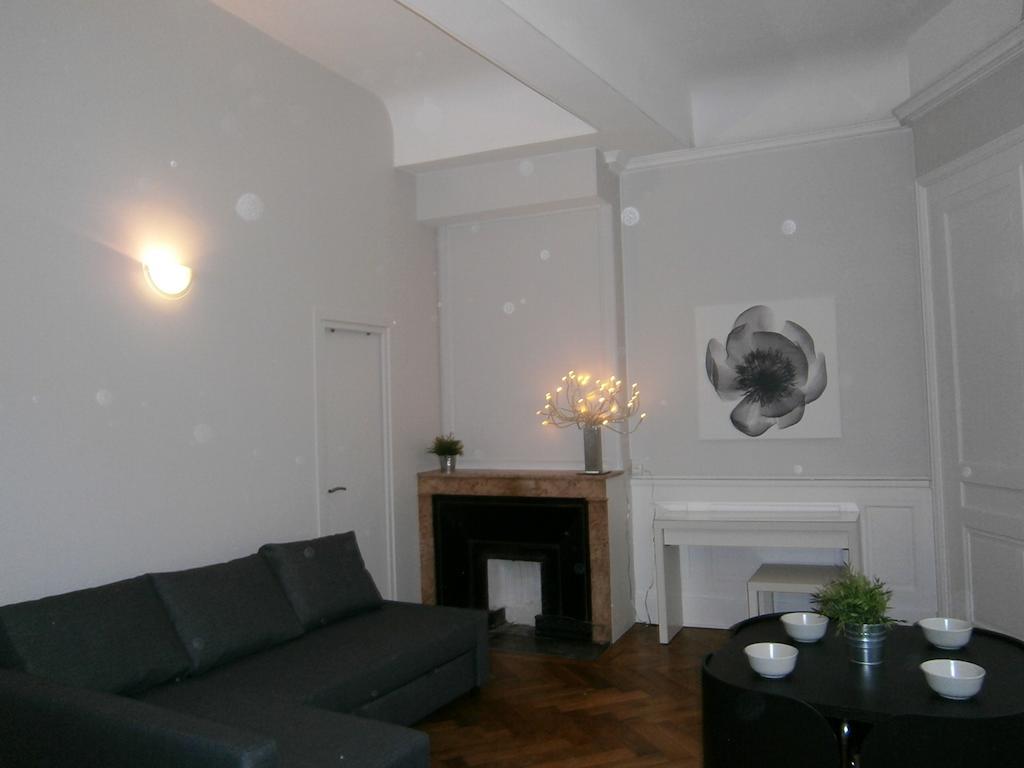 Appartements Place Bellecour Лион Екстериор снимка