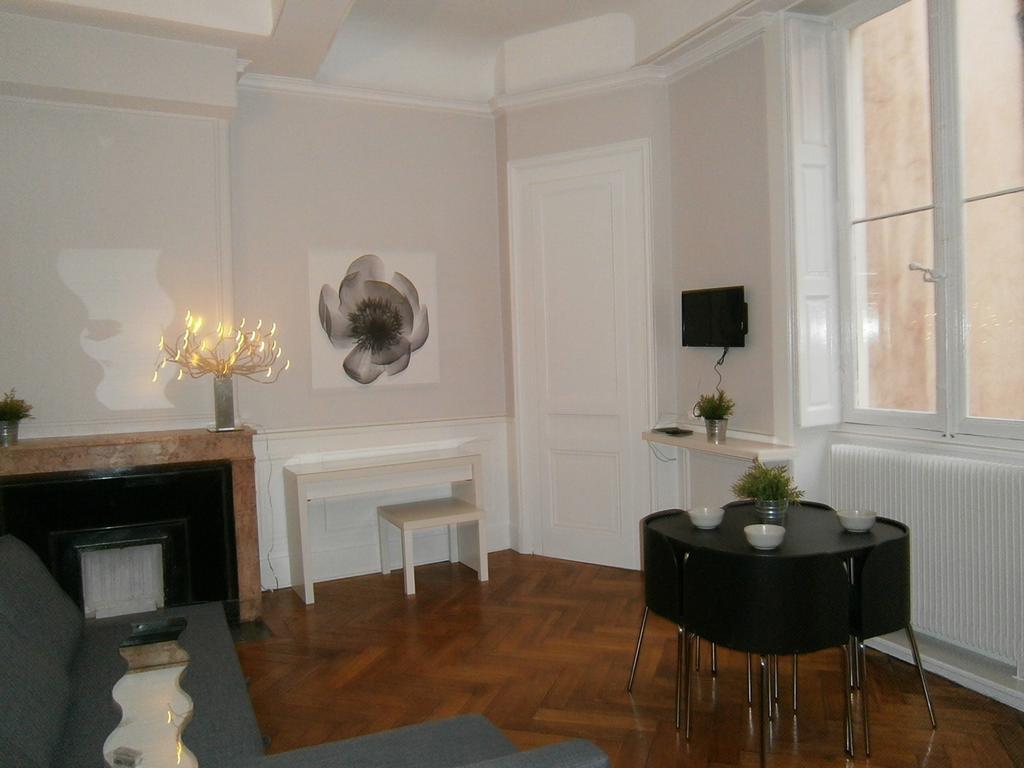 Appartements Place Bellecour Лион Стая снимка